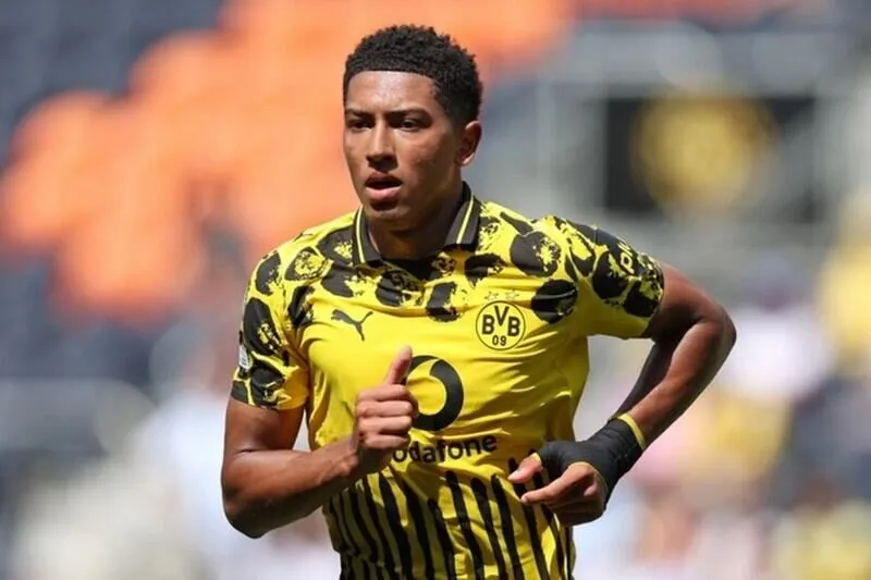 HLV Dortmund cảnh báo Jobe Bellingham