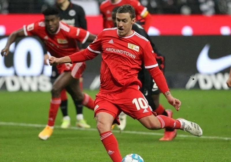 Phong cách thi đấu và vai trò đặc biệt