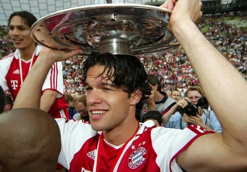 Michael Ballack vua về nhì