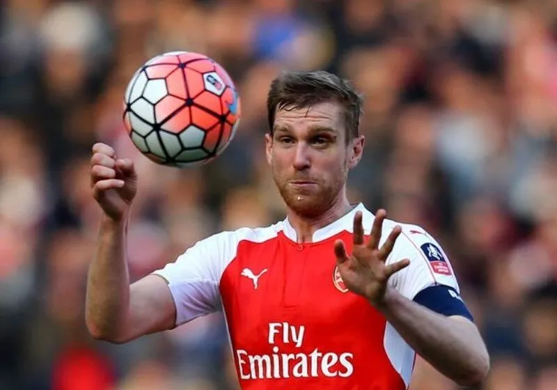 số liệu thống kê Per Mertesacker
